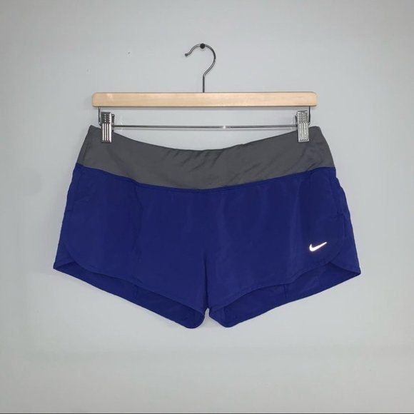 Nike Running Shorts Women’s Size Medium Purple Grey Lined Workout Swoosh Logo - Picture 2 of 7